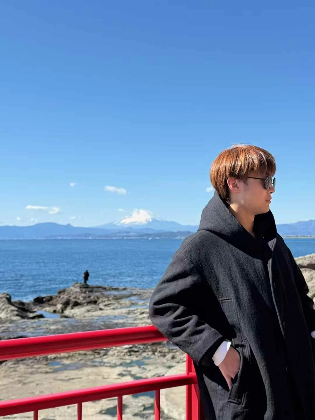 Tingrui Zhang outdoors